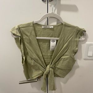Green linen NWT Abercrombie top